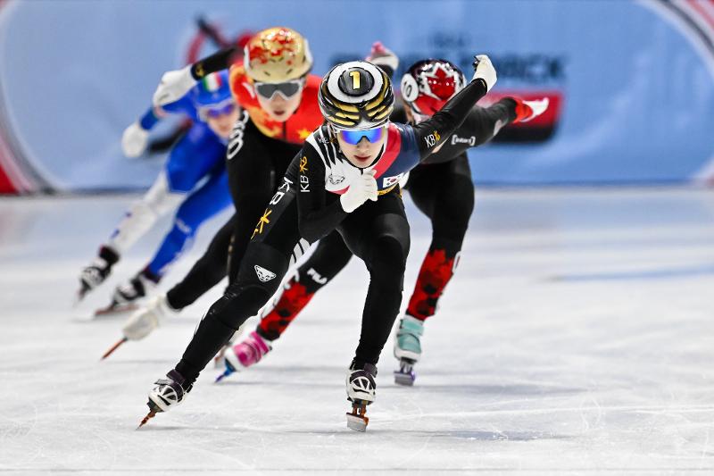 Short track speedskater Kim Gilli on Oct. 27 leads the women's 1500-m race in the season-opening event of the International Skating Union's (ISU) 2024-25 Short Track World Tour at Maurice Richard Arena in Montreal, Canada. (ISU Speed Skating's official Facebook page)   